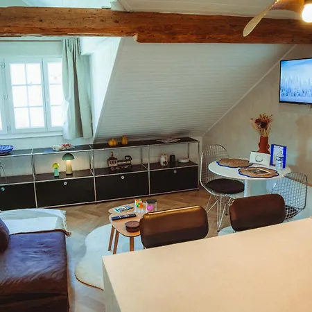 La Media, Elegante En Centre-ville, Avec Vue *