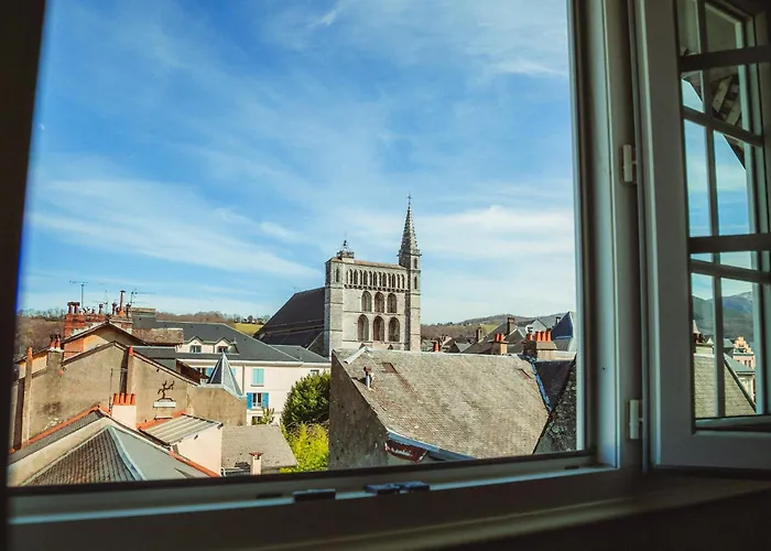 La Media, Elegante En Centre-ville, Avec Vue アパート バニエール・ド・ビゴール