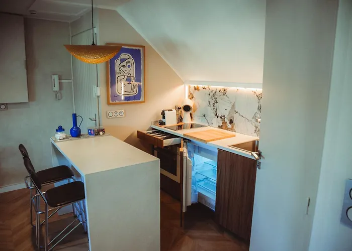 La Media, Elegante En Centre-ville, Avec Vue アパート バニエール・ド・ビゴール