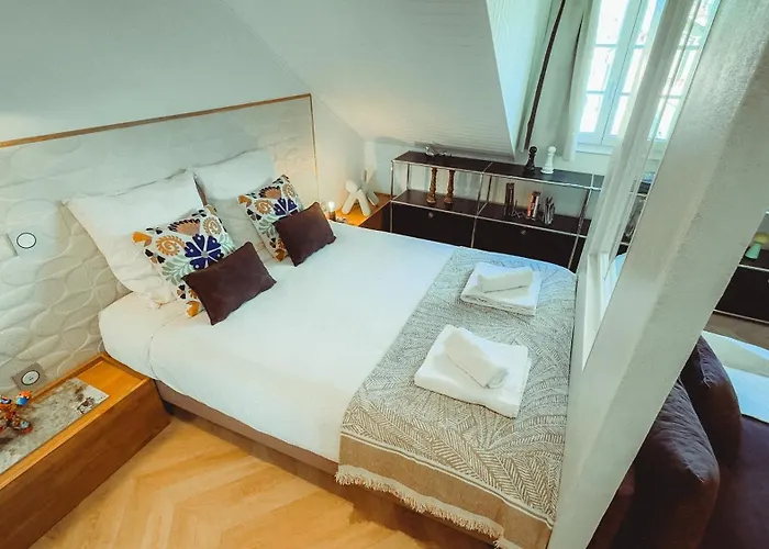 La Media, Elegante En Centre-ville, Avec Vue アパート